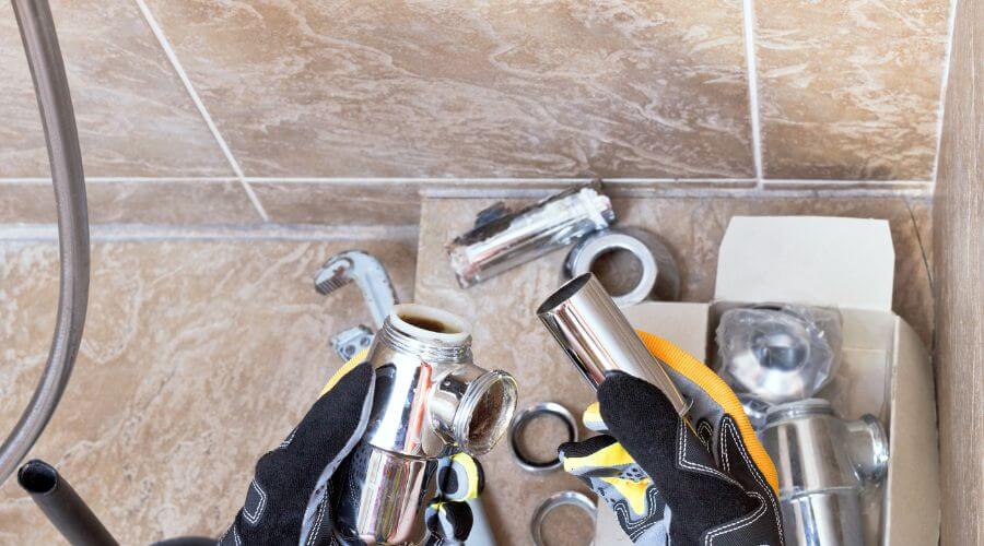 Professional gutter cleaning in Slidell, LA